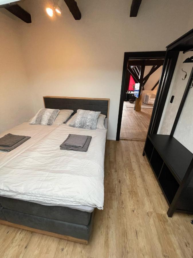 Ferienwohnung Brueckenkopf Og Хамелн Екстериор снимка